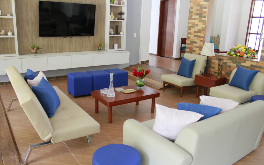 CASA MAYOR COUNTRY CLUB