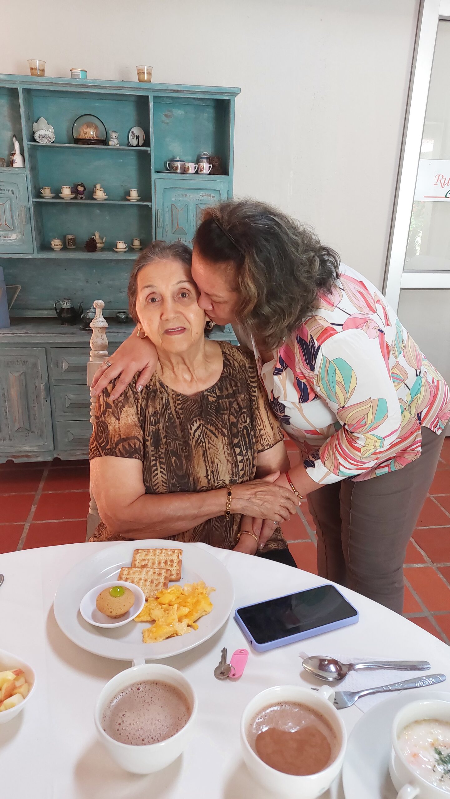 CALIDAD DE VIDA EN LAS PERSONAS MAYORES: APOYO SOCIAL Y CAPACIDAD ...